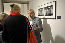 Roberto Mutti, curatore della mostra unitamente a Barbara Cattaneo